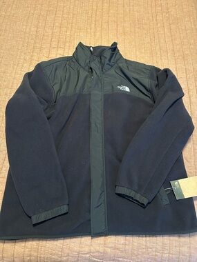The North Face Men’s Tundra Black Fleece Jacket